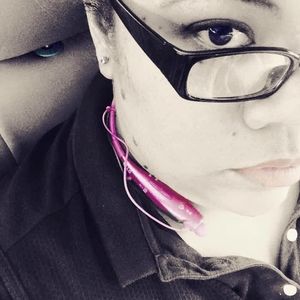 Meet your Posher, Latisha